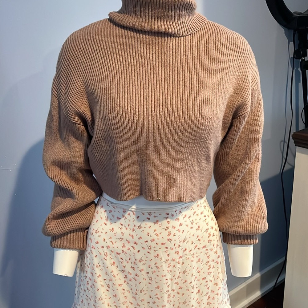 Sweater - Picture 2 of 2